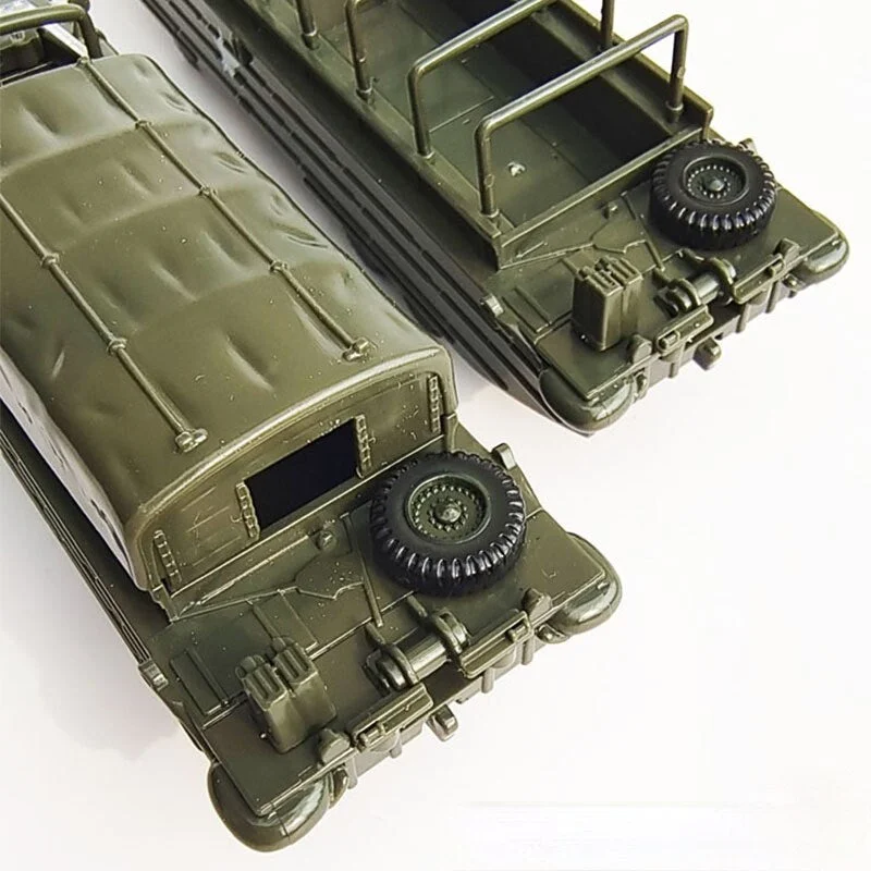 4D Assembled Amphibious Combat Vehicle Military 1/72 Assembled Model Boy gift Military Vehicle Model Toy