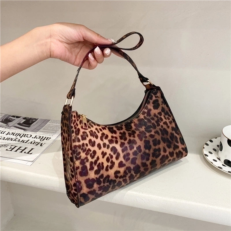 Women’s Small All Seasons Pu Leather Leopard Vintage Style Square Zipper Underarm Bag