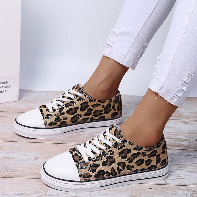 Leopard Pattern Lace Up Sneakers 9379