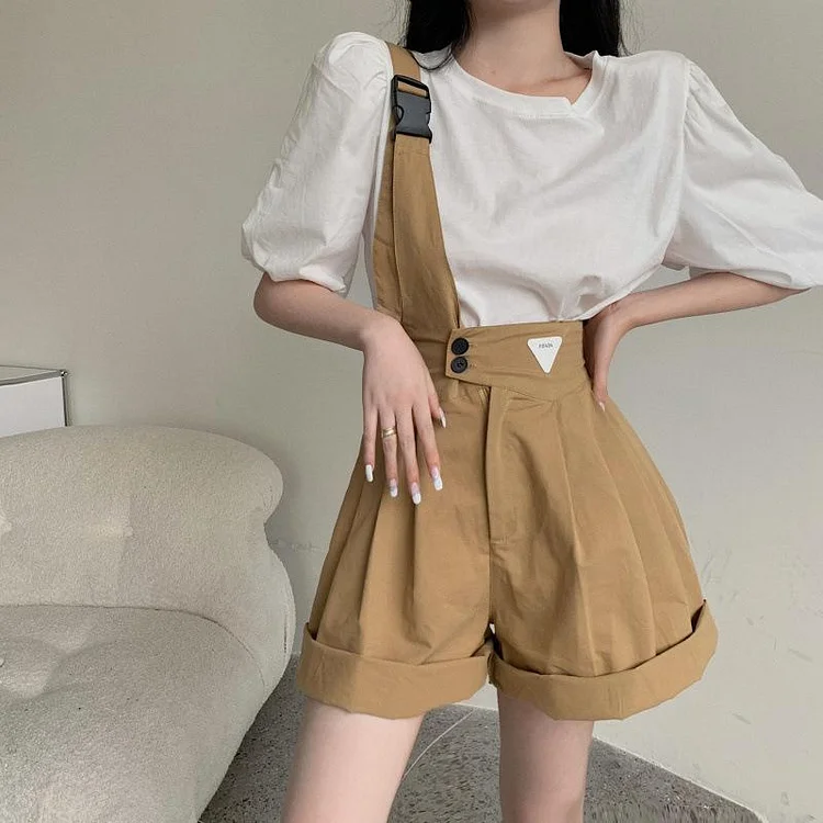 Puff Sleeve T-shirts and Wide Leg Suspender Shorts