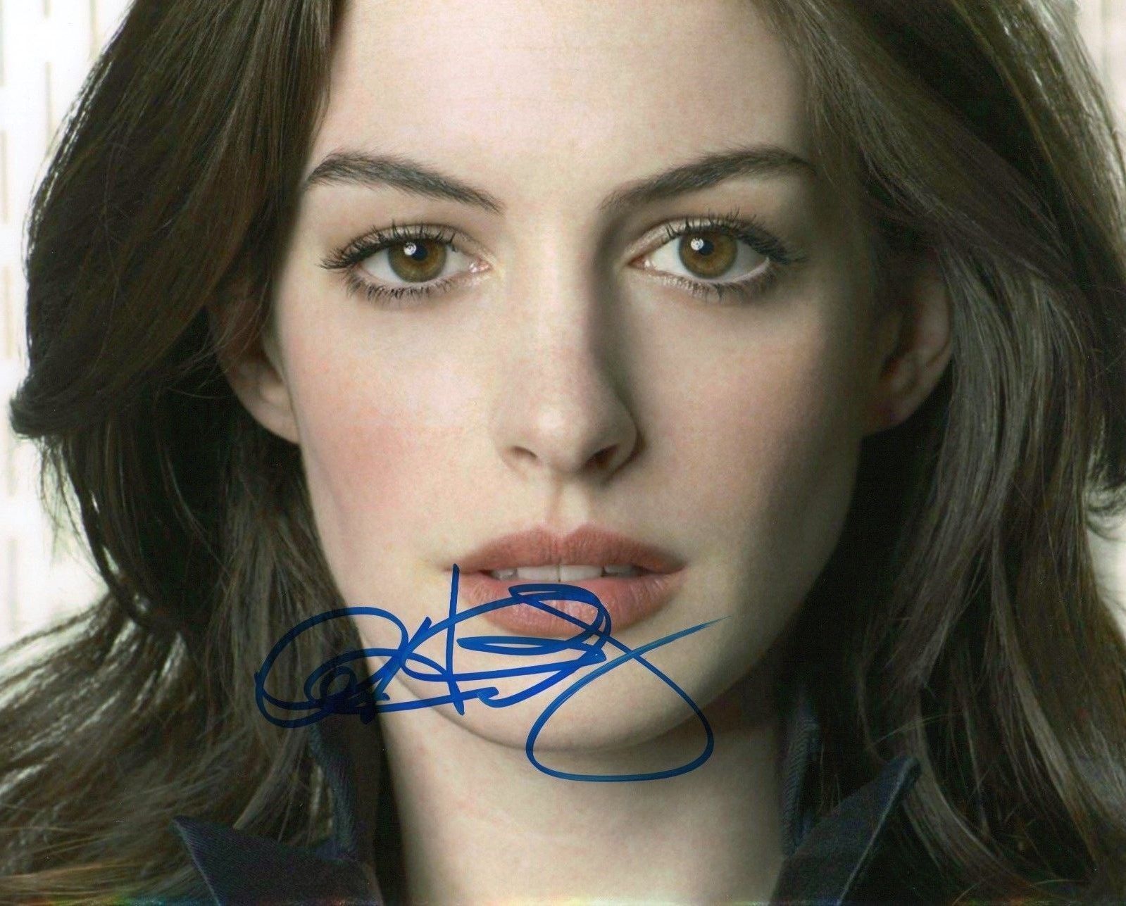 ANNE HATHAWAY AUTOGRAPHED SIGNED A4 PP POSTER Photo Poster painting PRINT 15