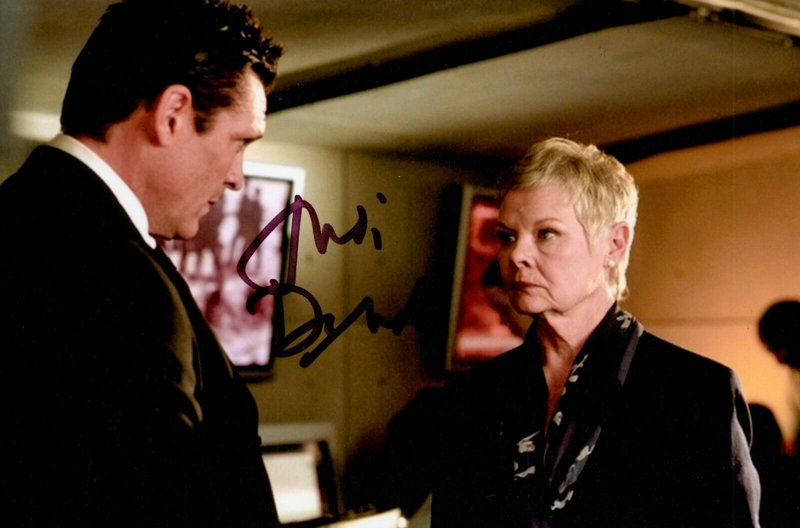 Dame Judi Dench Signed 6x4 Photo Poster painting M James Bond 007 Spectre Genuine Autograph +COA