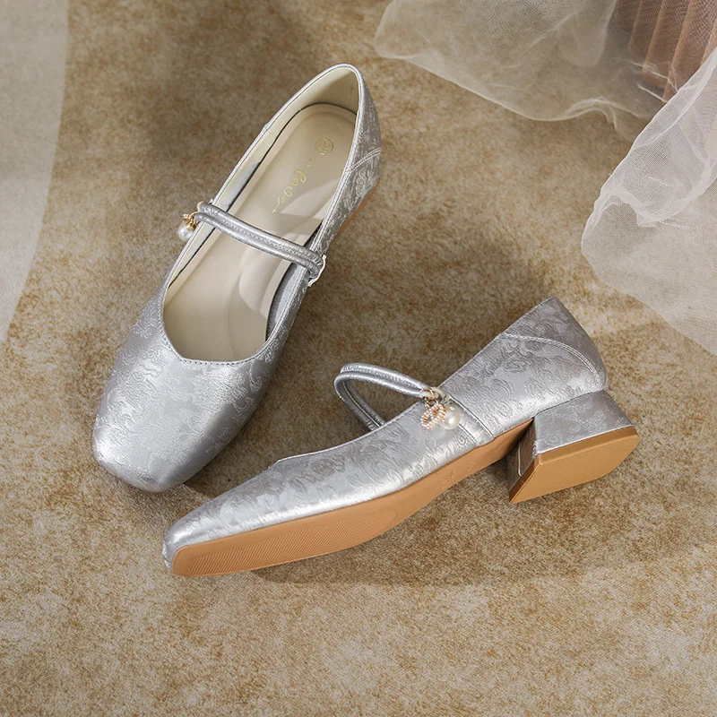 Uveng Uveng Head Mary Jane Shoes Female 2024 New Summer Fairy Wind Elegant In Thick Heel Gentle Silver Single Shoes With Skirt