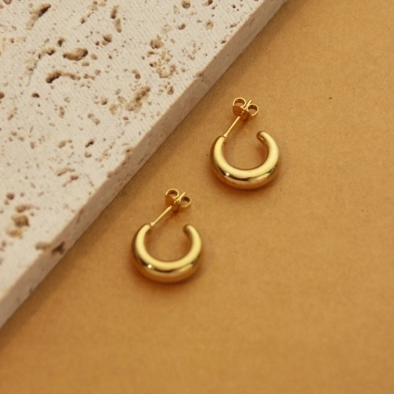 1 Pair Retro Minimalist C Shape U Shape Solid Color Plating Titanium Steel 18k Gold Plated Earrings
