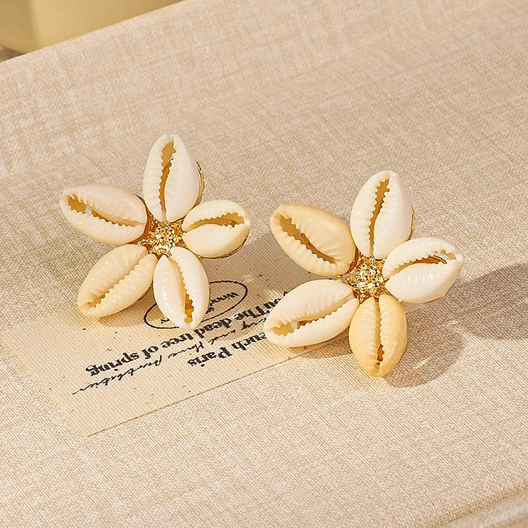 Summer Beach Vacation Style Conch Earrings