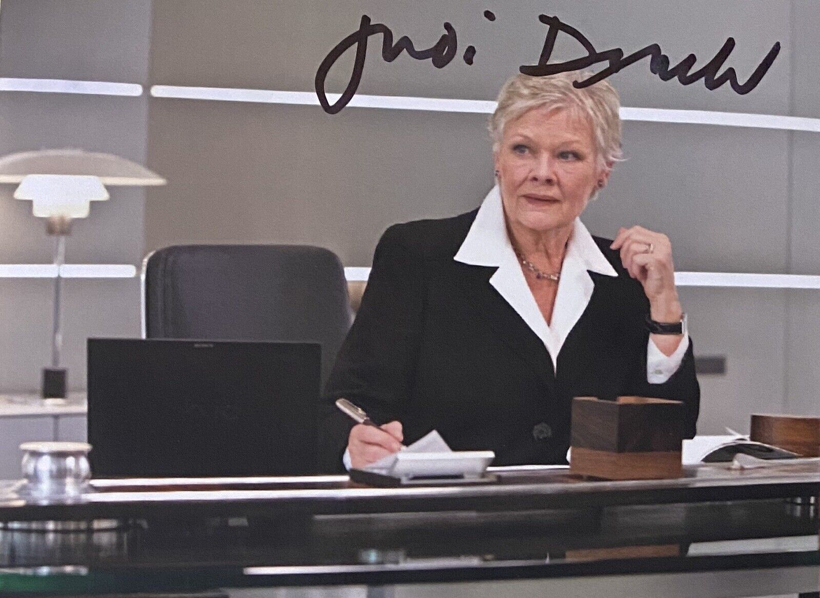 Dame Judi Dench Genuine Hand Signed James Bond 6X4 Photo Poster painting