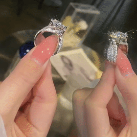 Hot Sale-Carat Super Flash Moissanite Ring（50% OFF）-The best gift for your girlfriend or wife!