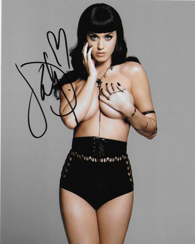 Katy Perry Original Autographed 8X10 Photo Poster painting