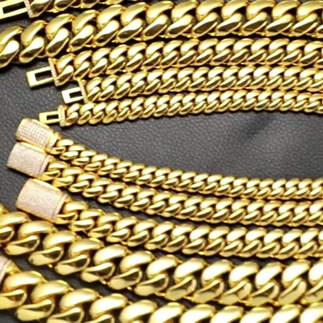 18K Gold Stainless Steel Inlaid Zircon Buckle Cuban Link Chains