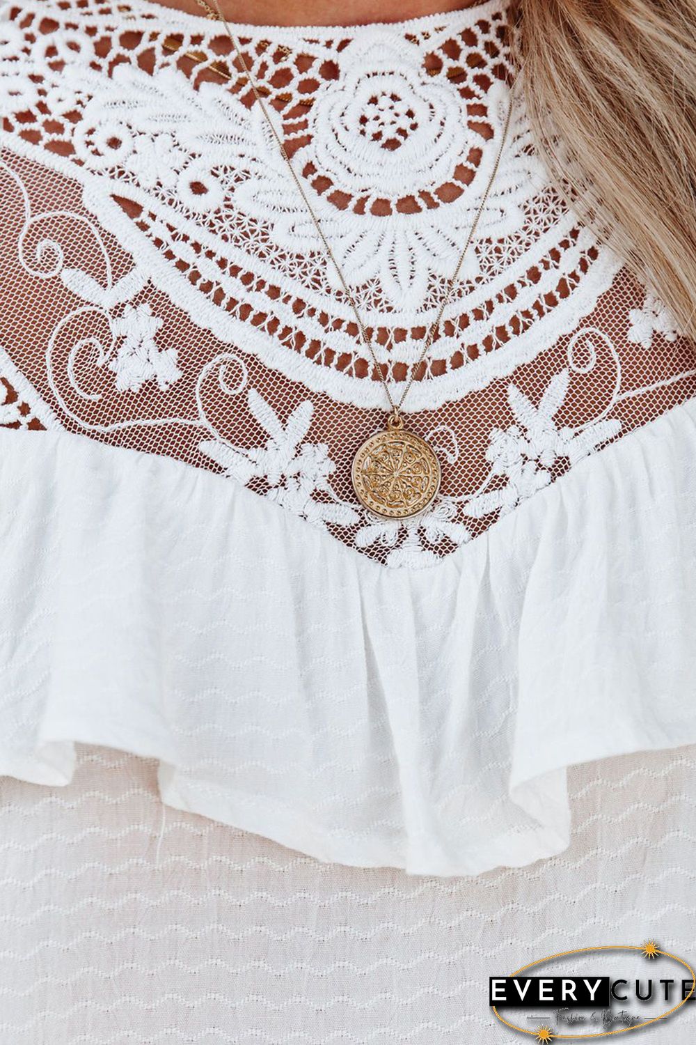 White Lace Splicing Ruffled Short Sleeve T-shirt