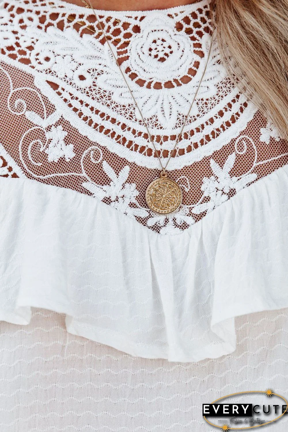 White Lace Splicing Ruffled Short Sleeve T-shirt