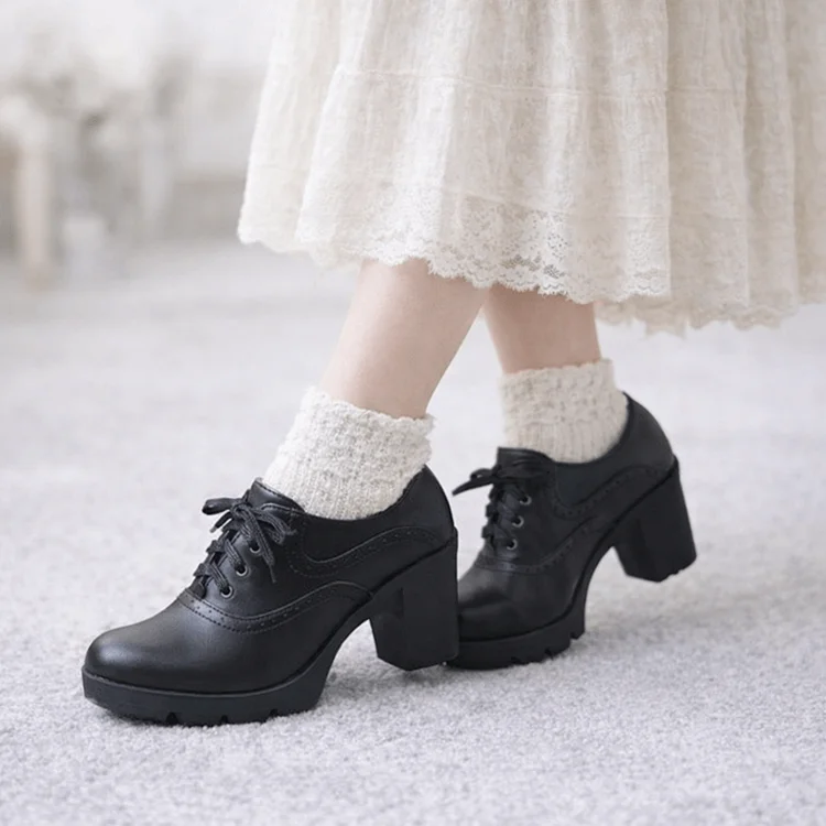 Black Vintage Oxford Block Heel Lace-Up Shoes Vdcoo