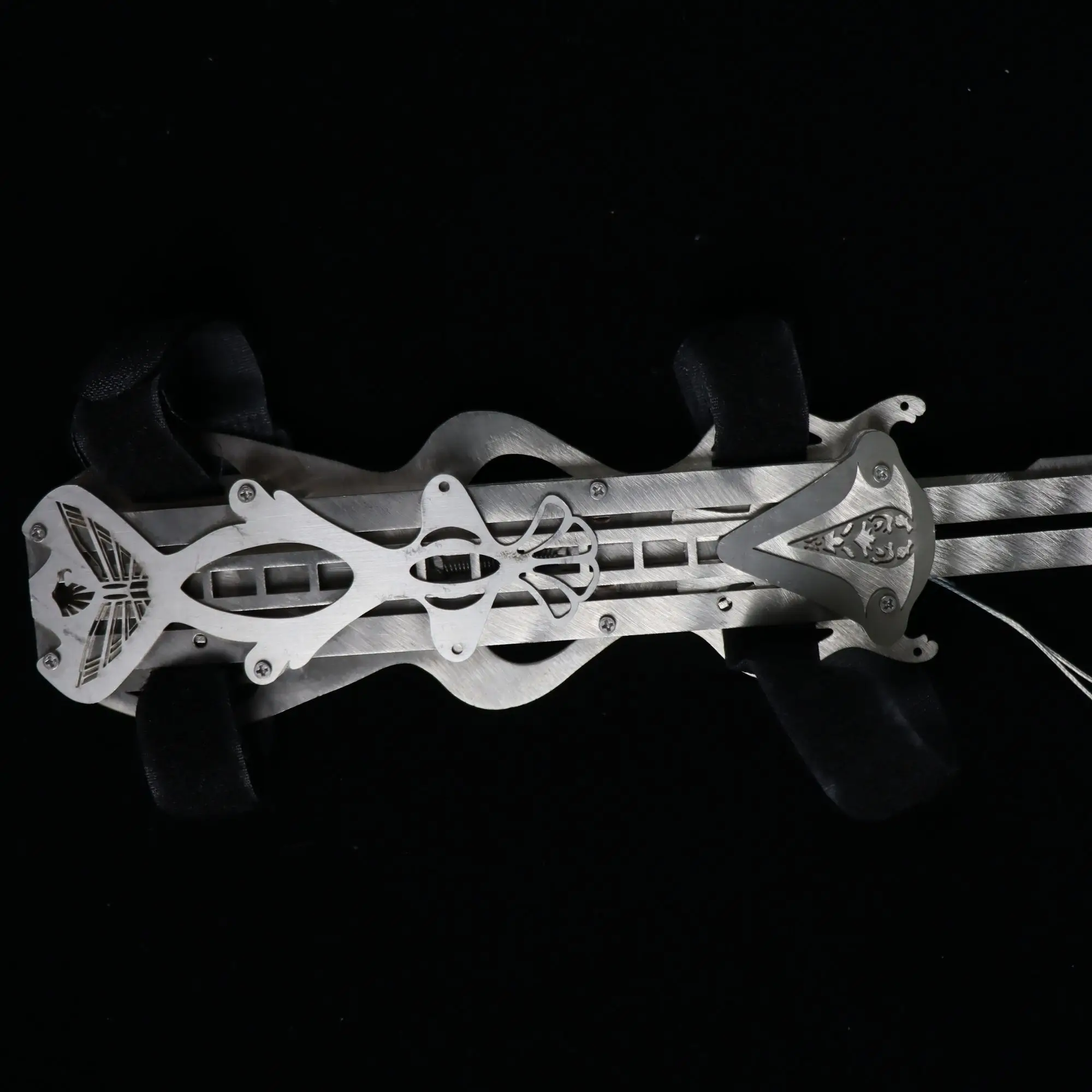 Hidden Blade Metal Assassin's hidden blade image 4