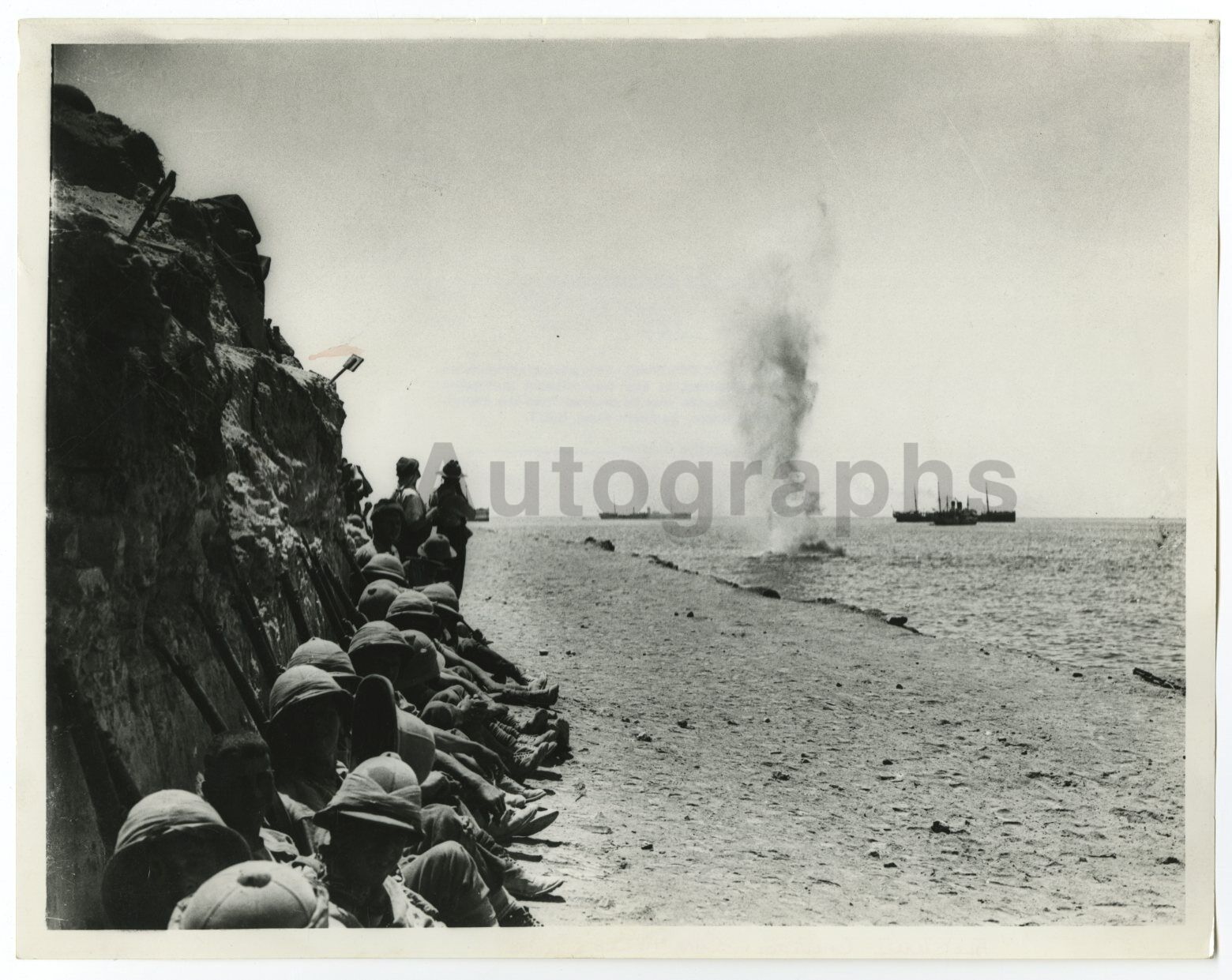 World War I - Vintage 8x10 Publication Photo Poster paintinggraph - Landing at Cape Helles