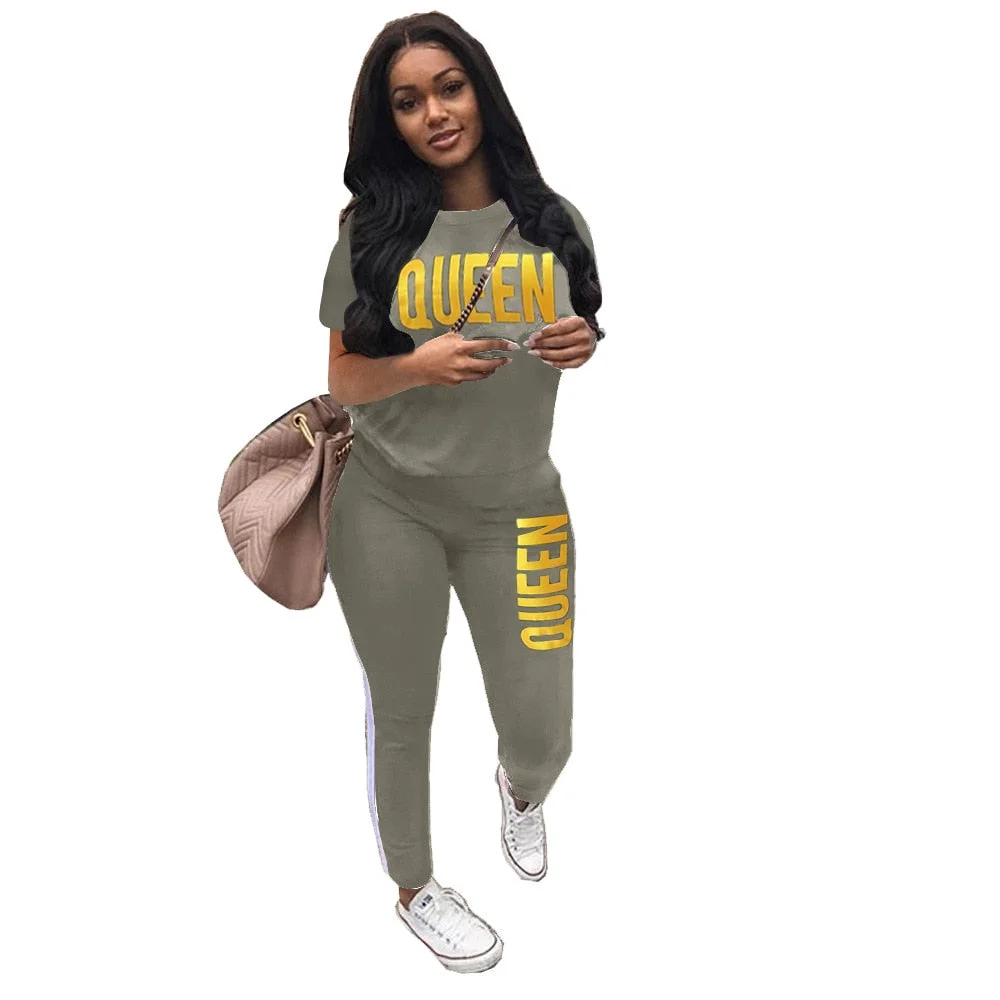 CM.YAYA Active Queen Striped Sweatsuit Women's Set Tee Tops Jogger Pants Set Sporty Tracksuit Two Piece Set Fitness Outfit 2021
