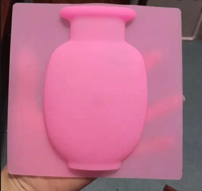 BUY 1 GET 1 FREE 🌲 Magic Silicone Vase
