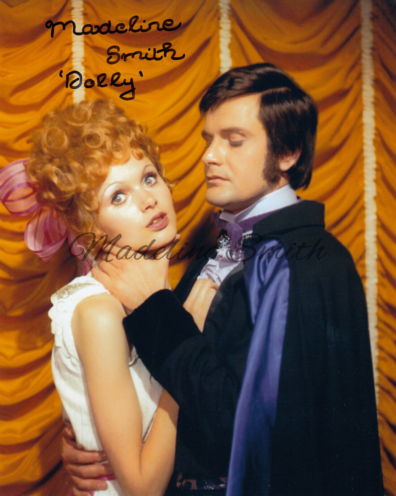 DRACULA - Madeline Smith Officially Signed Photo Poster paintinggraph - Hammer TASTE01