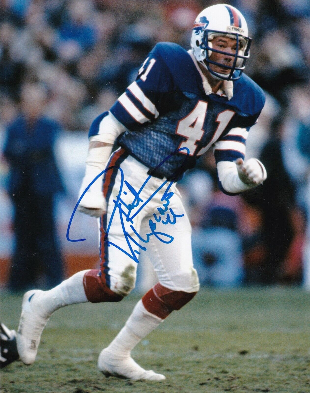 PHIL VILLAPIANO BUFFALO BILLS ACTION SIGNED 8x10