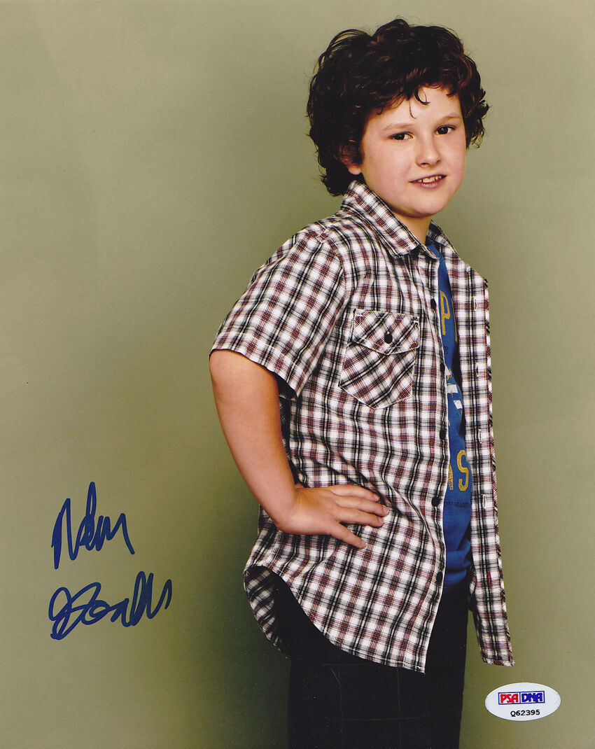 Nolan Gould SIGNED 8x10 Photo Poster painting Luke Dunphy Modern Family PSA/DNA AUTOGRAPHED