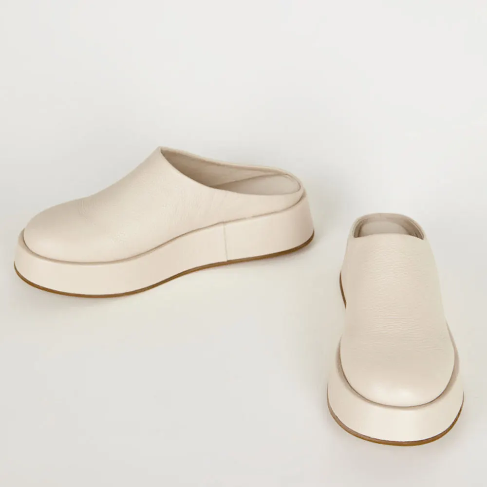 Simple Closed Round Toe Casual Platform Mule Shoes for Women in Ivory
