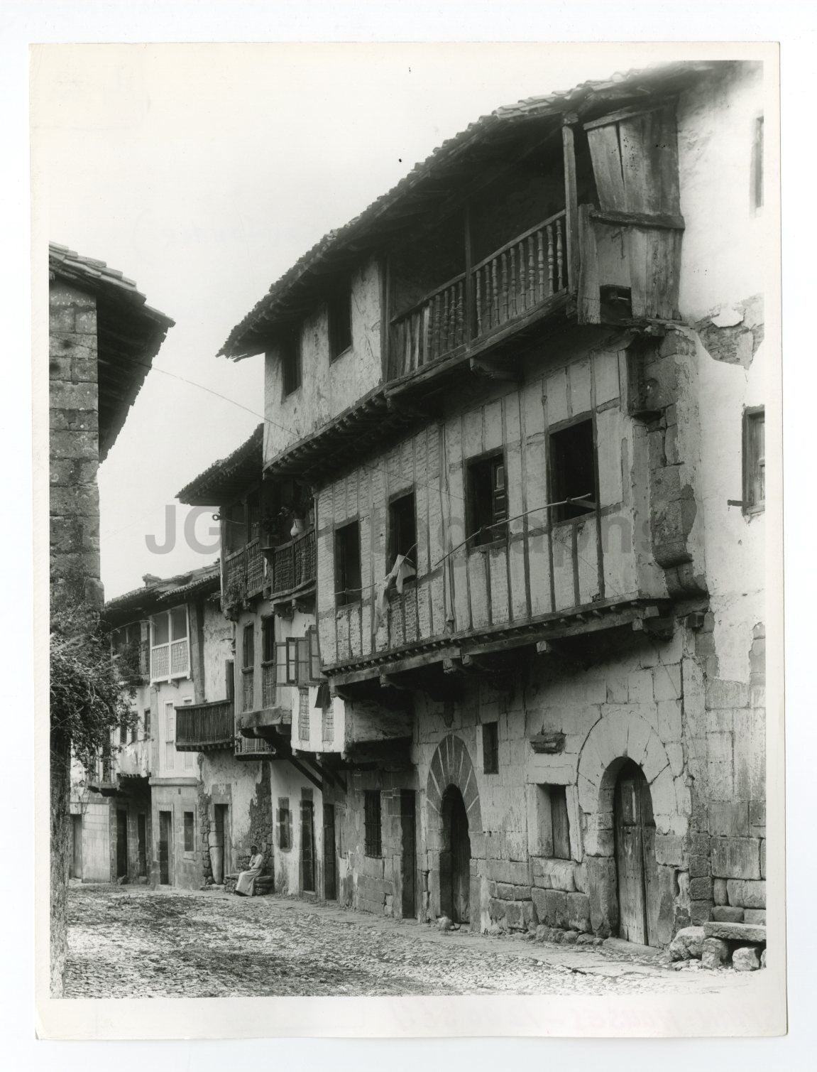 Spanish Architecture - Vintage Publication Photo Poster paintinggraph - Santillana del Mar