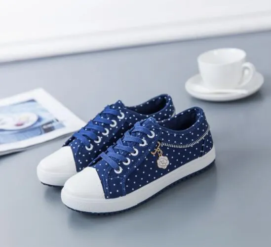Back to college Women's Casual Shoes Summer Fashion Low Top Women's Sneakers Hollow Out Breathable Mesh Low Female Casual Canvas Shoes