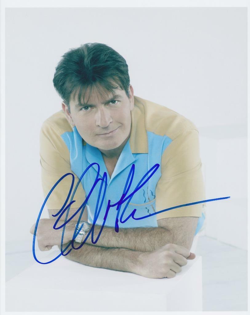 Charlie Sheen 2 and A Half Men SIGNED AUTOGARPHED 10X8 REPRODUCTION Photo Poster painting PRINT