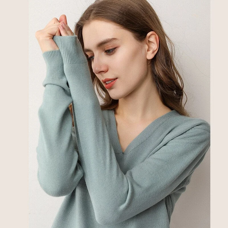 Women Sweater 2020 New V-neck Female Long-sleeved Knitted Pullover Jumper Pull Femme Clothes White Loose Thin Good Quality