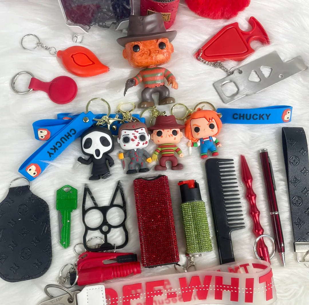 FREDDY theme 36-in-1 self defense keychain with big funko KRUEGER figure