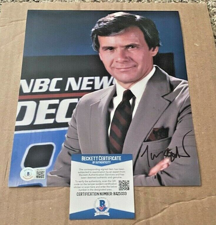 TOM BROKAW SIGNED NBC NEWS 8X10 Photo Poster painting BECKETT CERTIFIED BAS #4