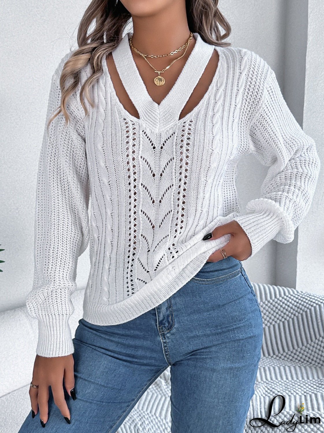 Casual and Fashionable winter Sweater