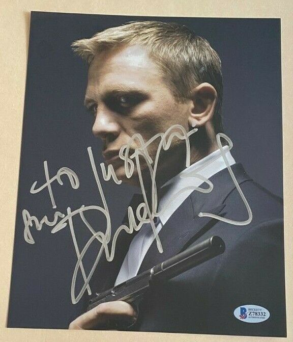 Daniel Craig signed autographed 8x10 Photo Poster painting James Bond Full Signature Beckett COA