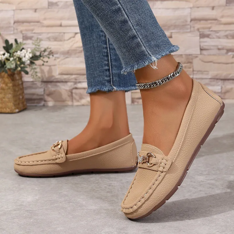Breakj Breakj Casual Single-Shoe Lef Shoes Light-Mouthed Bean Shoes Women's 2025 New Fashion Metal Chain Large-Size Mother Shoes
