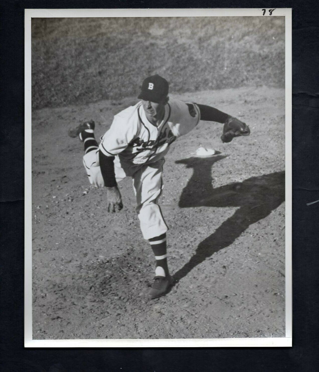 Vern Bickford circa 1950 Press Photo Poster painting Boston Braves