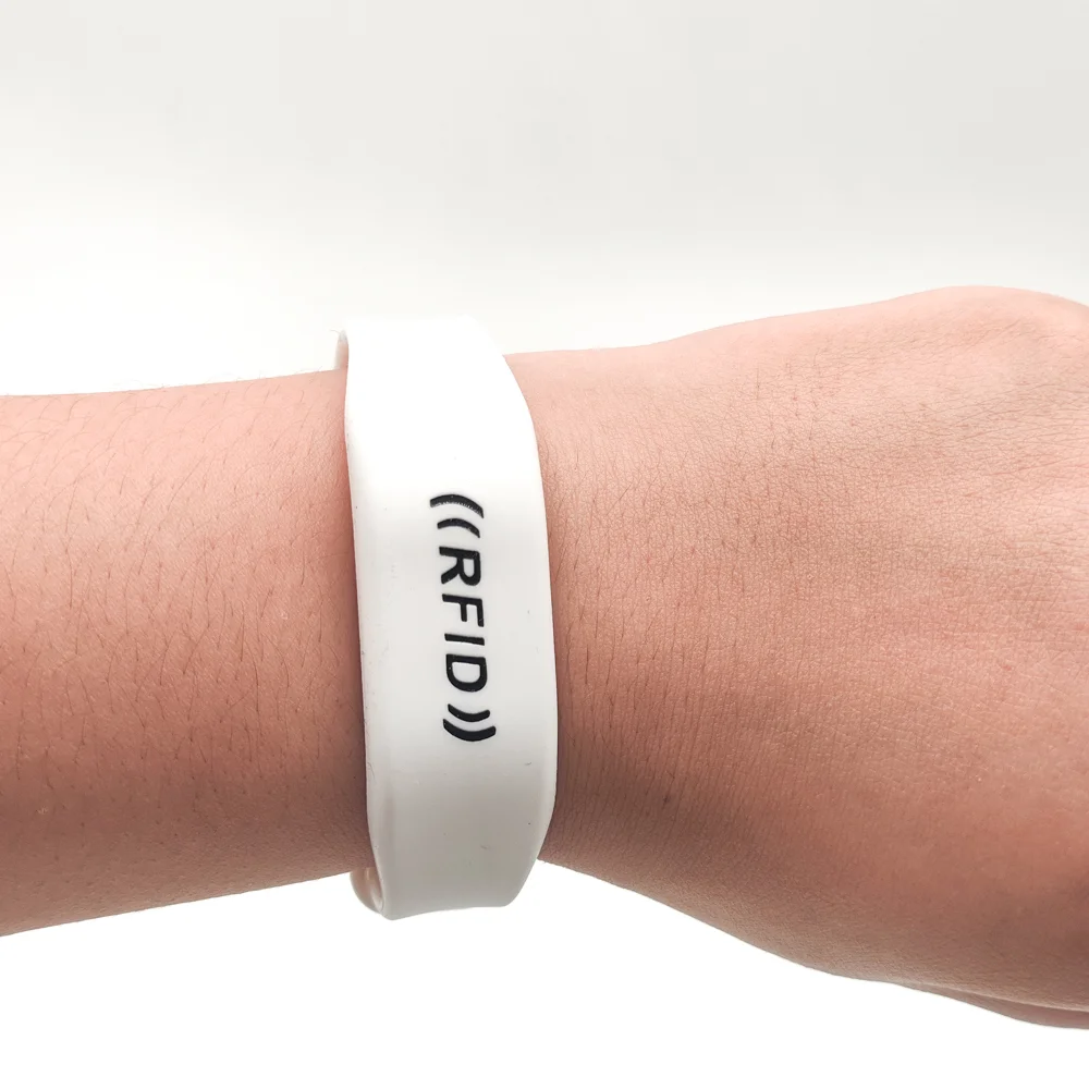 Festival 13.56mhz waterproof RFID NFC silicone wristband adjustable bracelet NFC