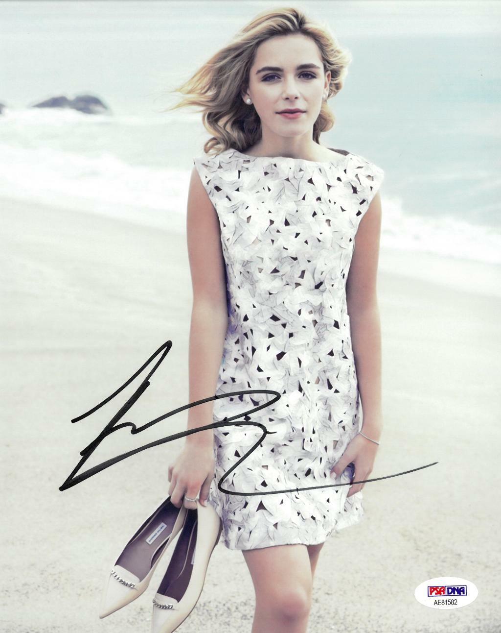 Kiernan Shipka Signed Authentic Autographed 8x10 Photo Poster painting PSA/DNA #AE81582