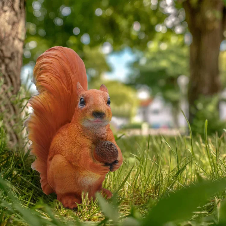 Realistic Cute Bronze Squirrel Figurine Wildlife Themed Garden Sculpture