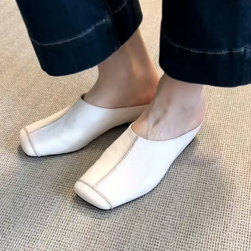 Women's Retro Square Toe Anti Slip Light Flat Slippers Sandals