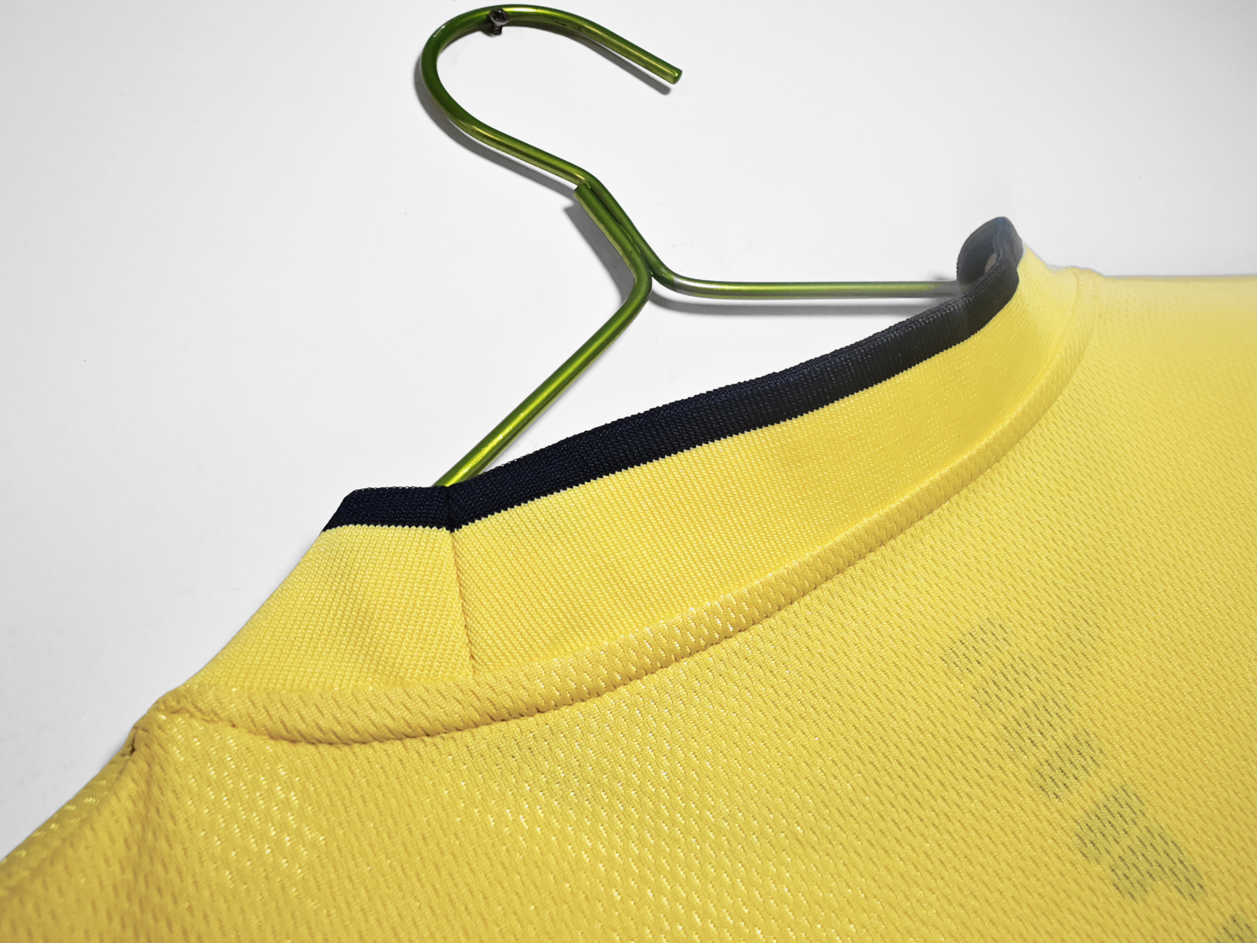 Retro 2002 Scotland Away Football Shirt Thai Quality