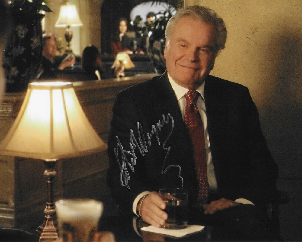 Robert Wagner NCIS #4 Original 8X10 Photo Poster painting signed in person at Hollywood Show