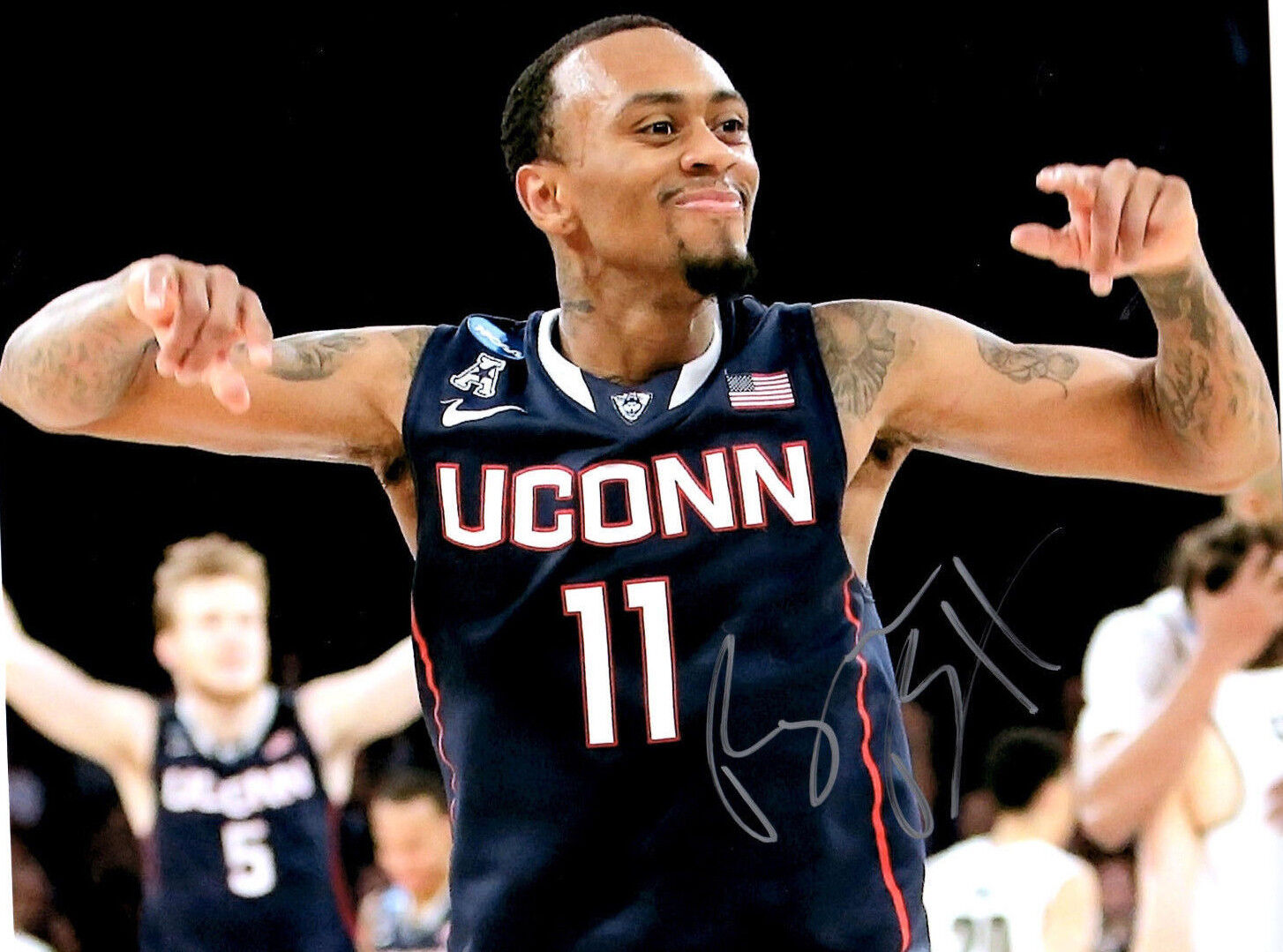 Ryan Boatright UCONN Huskies Auto Autograph Signed Photo Poster painting 8x10 National Champs*