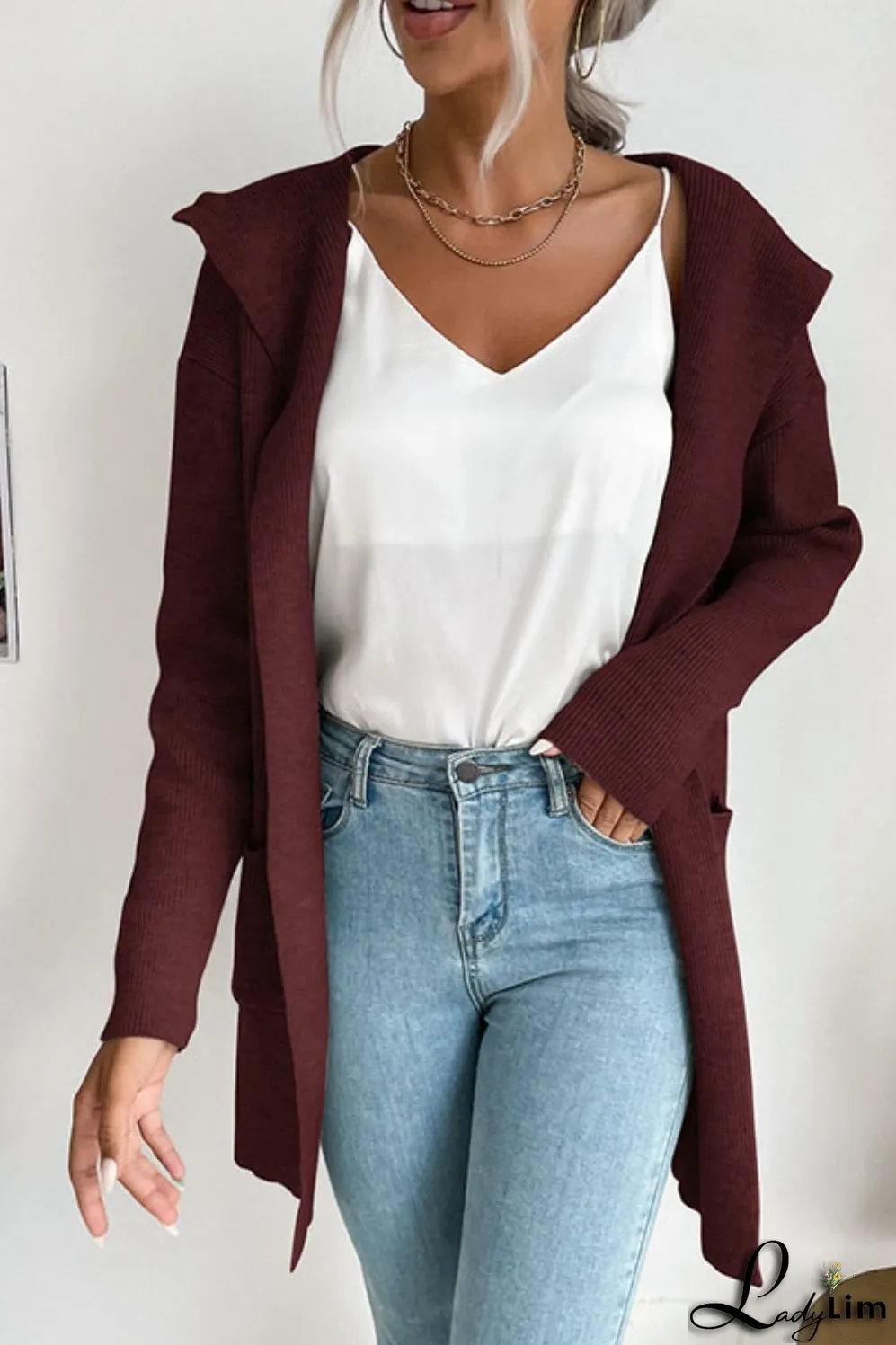 Effortless and Trendy Cardigan