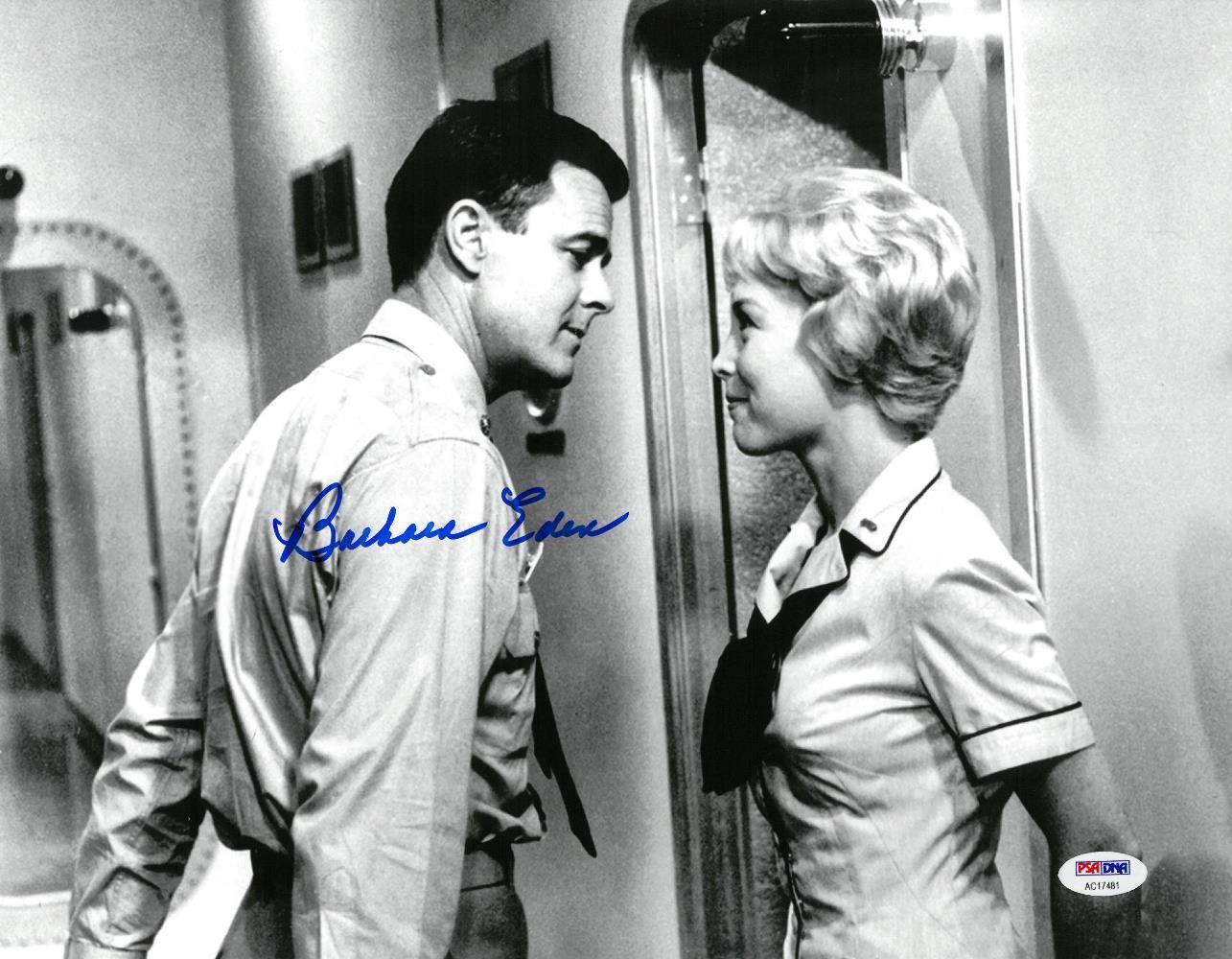 Barbara Eden Signed Authentic Autographed 11x14 B/W Photo Poster painting PSA/DNA #AC17481