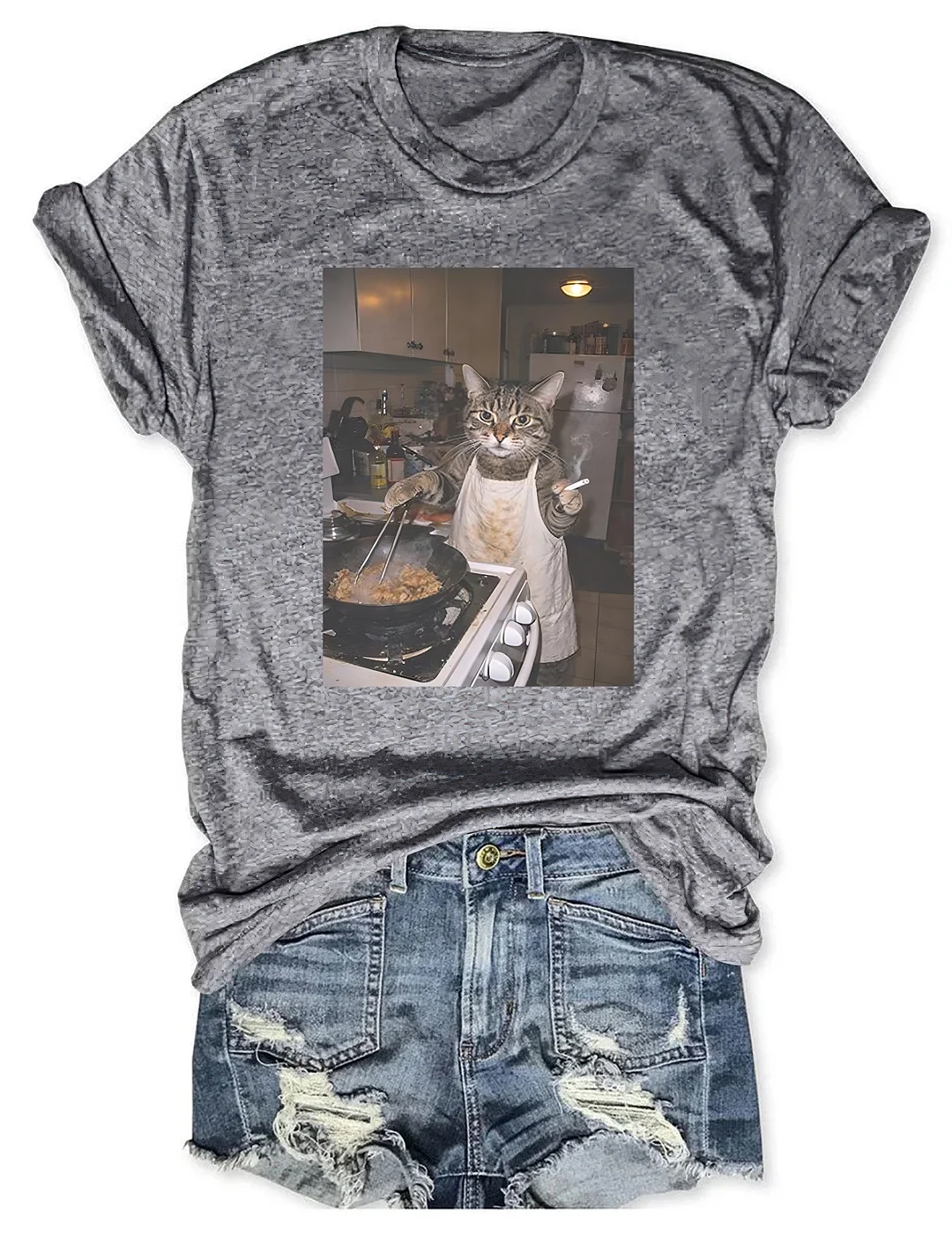 Funny Smoking Cooking Cat T-shirt