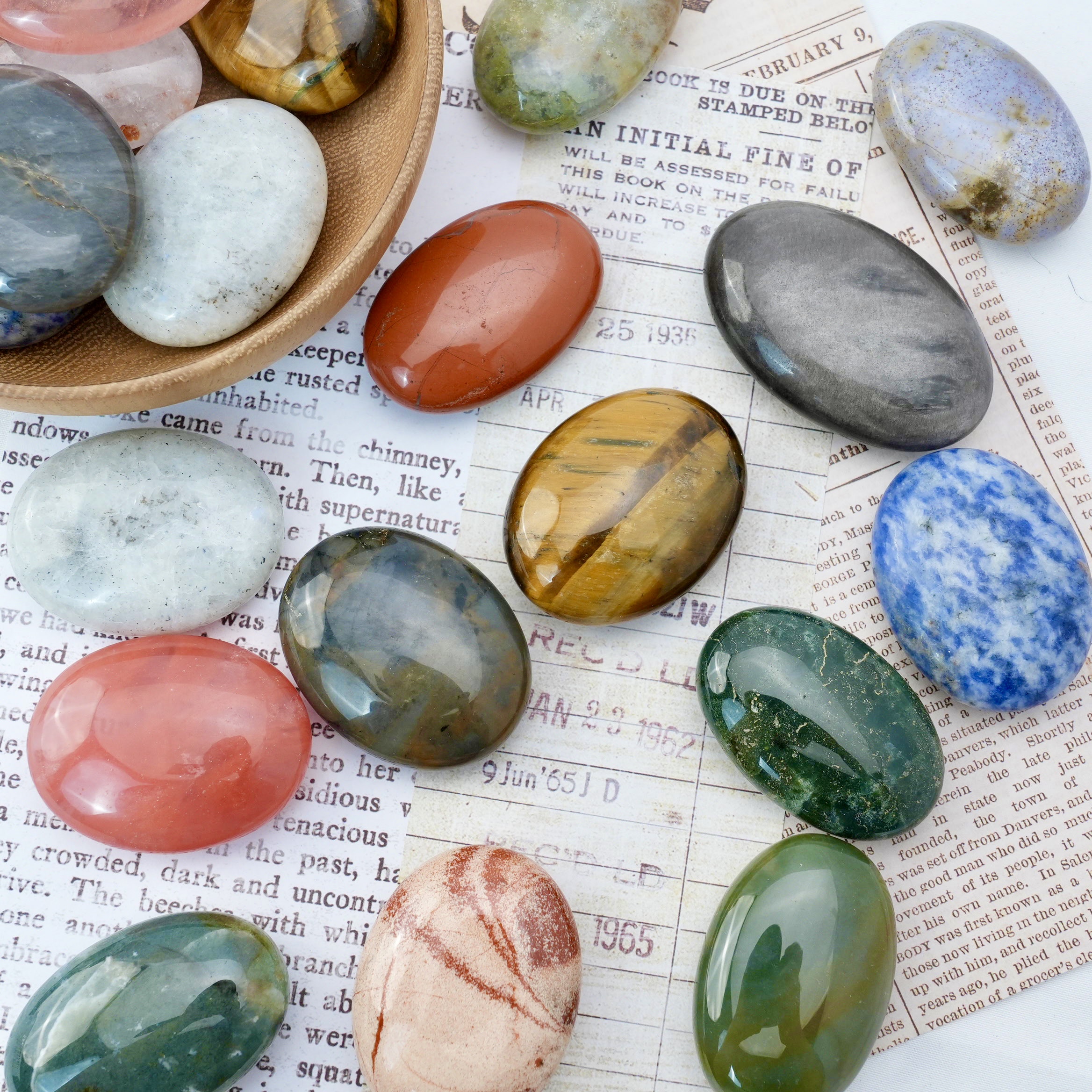 Mixed Crystal Palm Stone