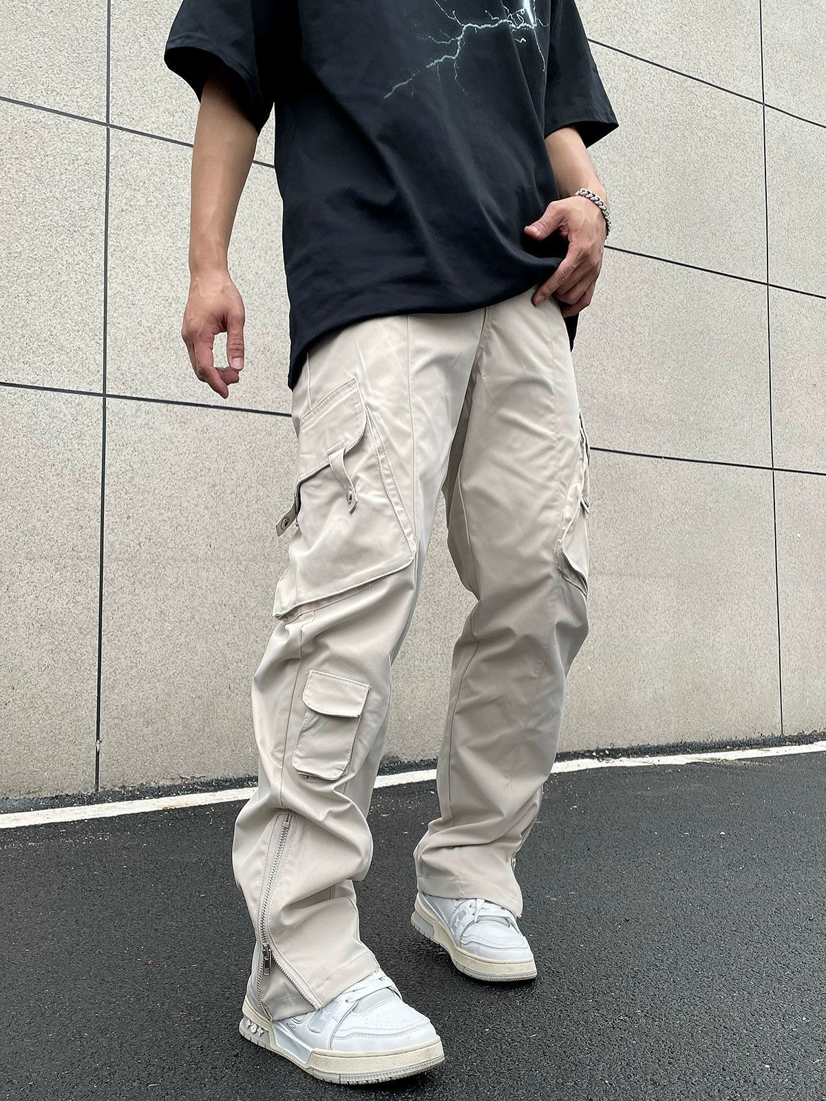 Men's Solid Zipper Pocket Drawstring Waist Cargo Pants / TECHWEAR CLUB / Techwear