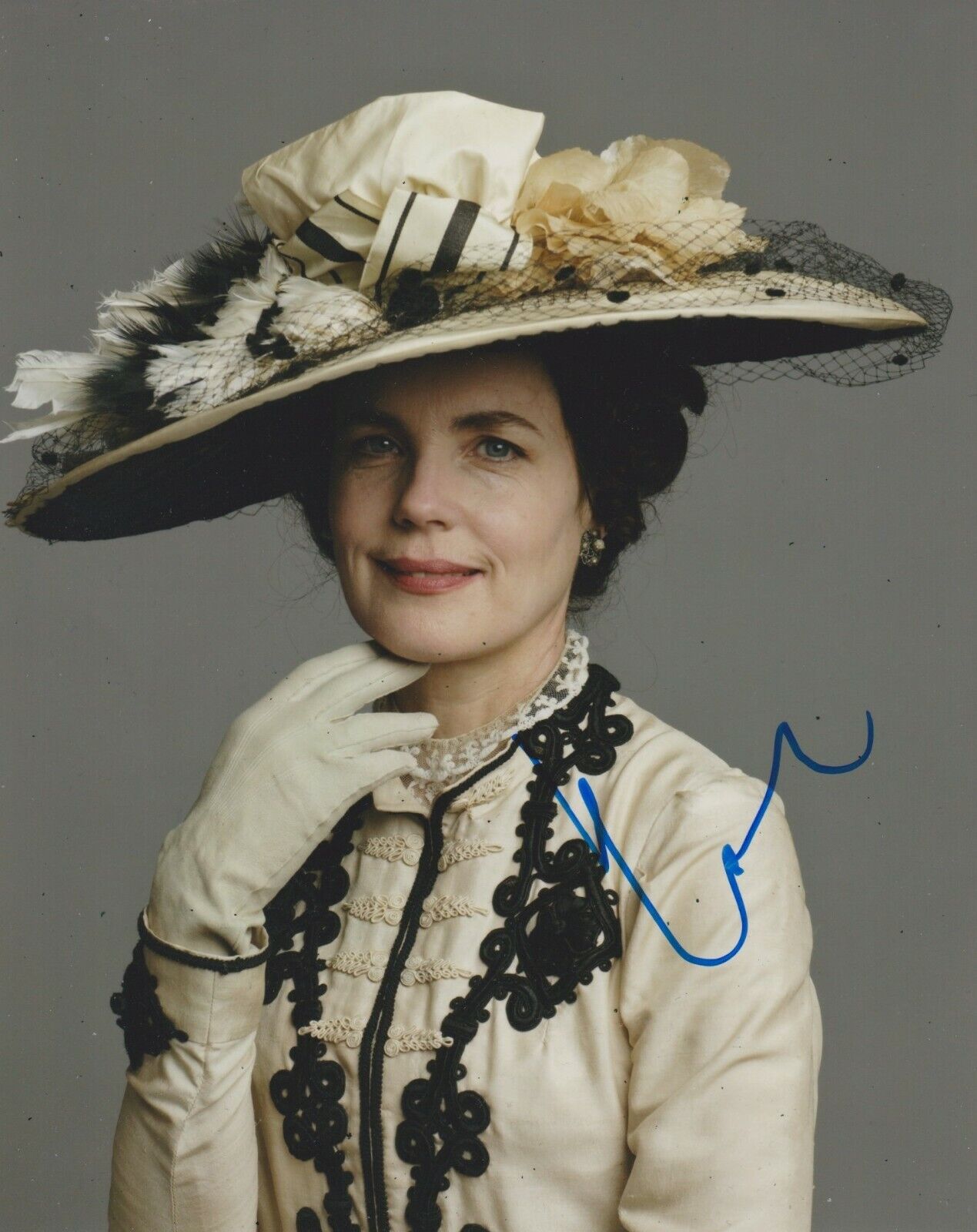 Elizabeth McGovern Signed Downton Abbey 10x8 Photo Poster painting AFTAL