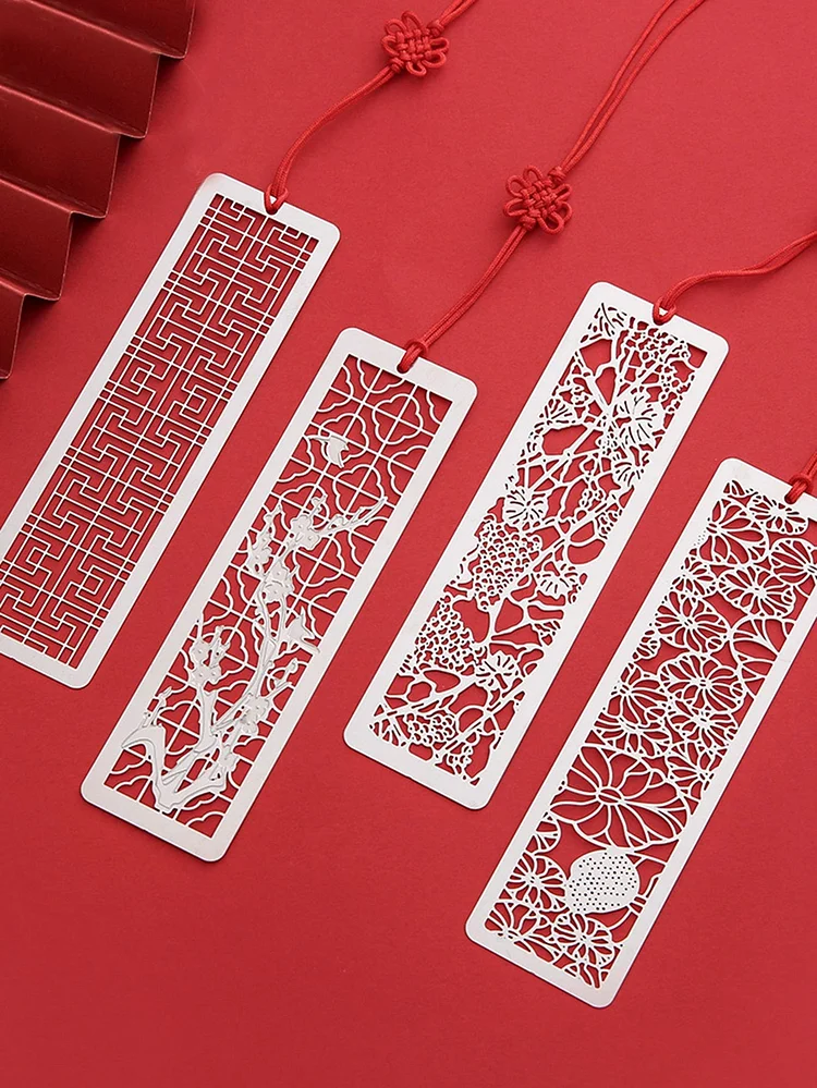 1pc Metal Random Bookmark