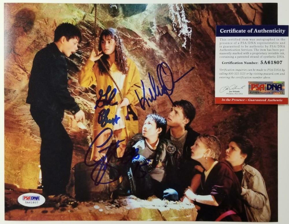 Jonathan Ke Quan & Corey Feldman signed Goonies 8x10 Photo Poster painting (A) ~ PSA/DNA COA