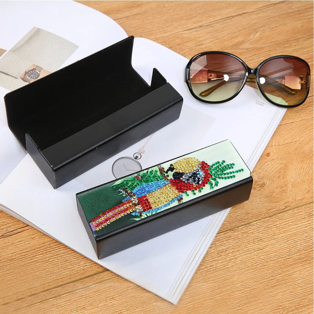 DIY Leather Diamond Painting Glasses Storage Case Mosaic Kit (Q38 Bird)